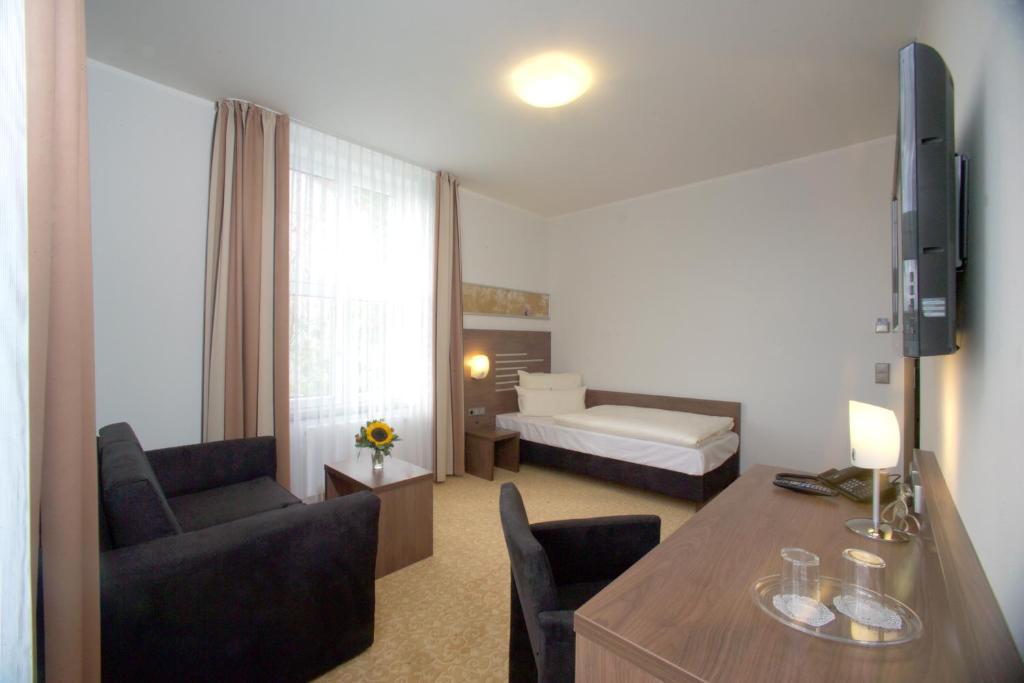Hotel Bruehlerhoehe Ερφούρτη Δωμάτιο φωτογραφία