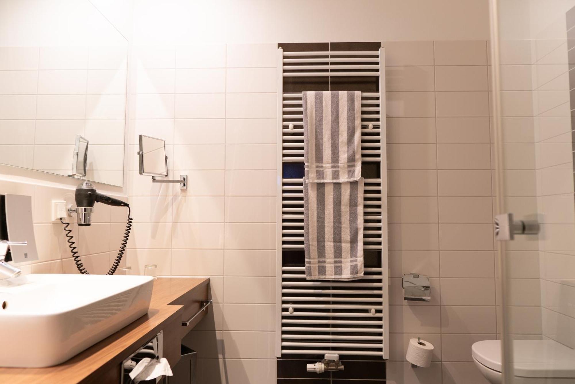 Hotel Bruehlerhoehe Ερφούρτη Εξωτερικό φωτογραφία