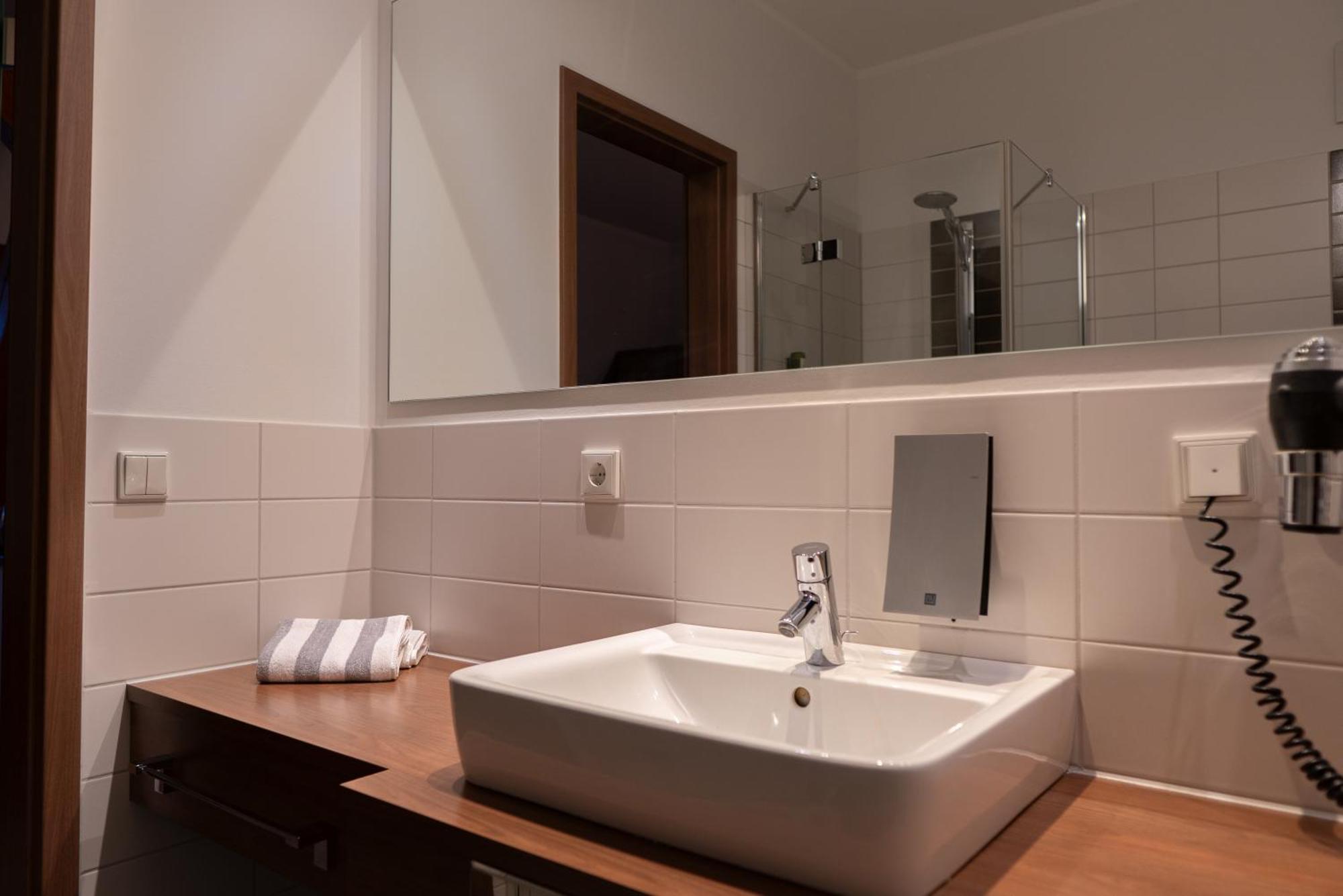 Hotel Bruehlerhoehe Ερφούρτη Εξωτερικό φωτογραφία